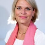 Mme Annabelle HUTS